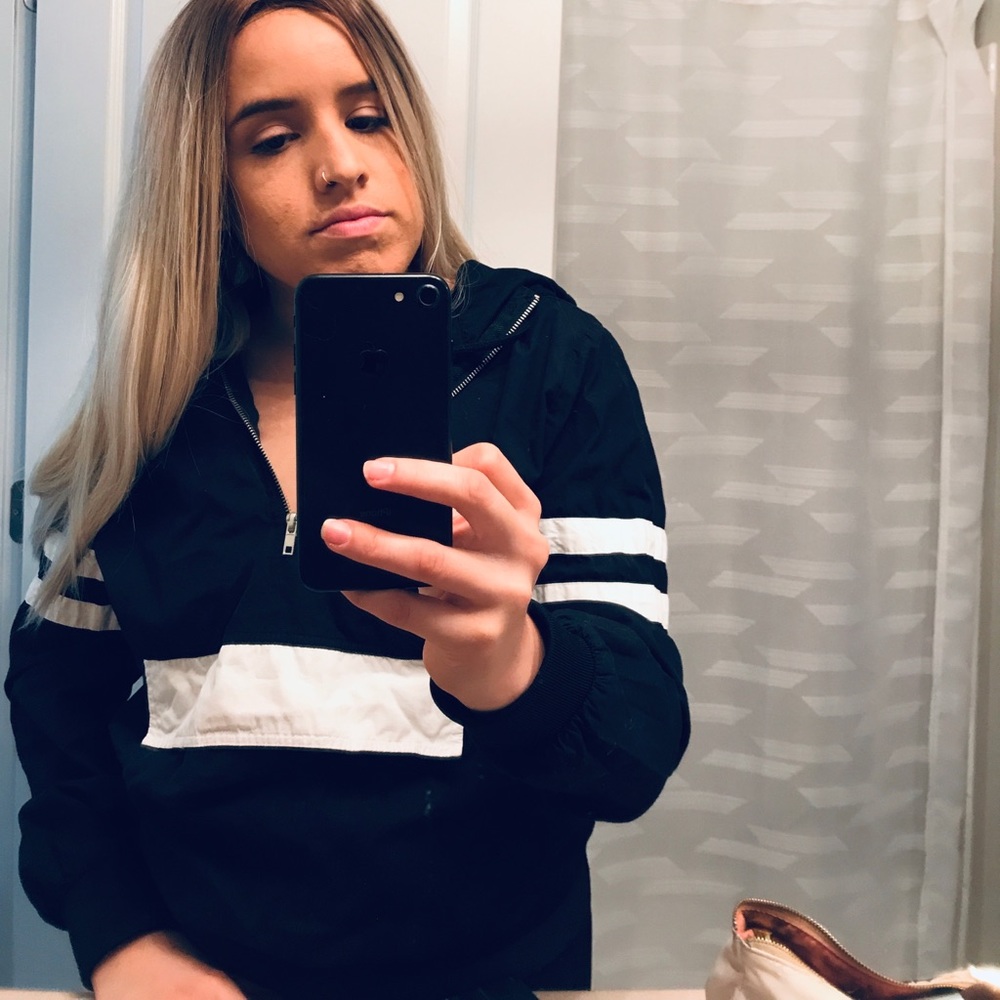Front pocket sports jacket